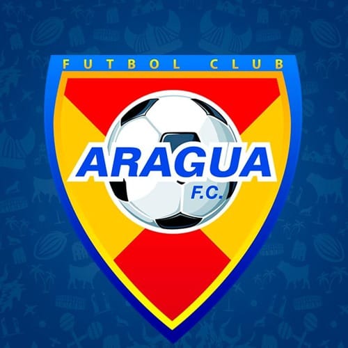 Santanadeportes's tweet photo. A falta de horas para disputar el partido contra Carabobo FC en Valencia, la situación del Aragua FC no ha cambiado en nada y los integrantes del club siguen sin recibir respuestas en relación al cobro de sus salarios. Cada día todo se agrava más. https://t.co/KqCThrqu0z