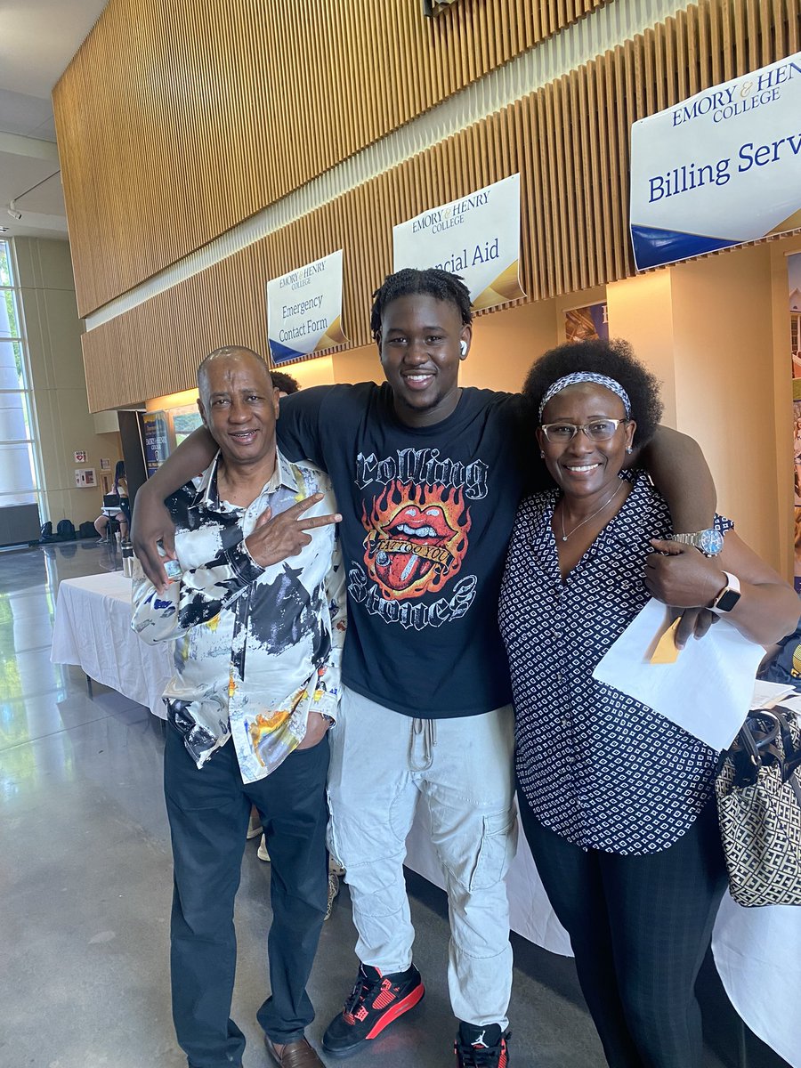 That time of year again, move in day‼️ #GoWasps 🐝