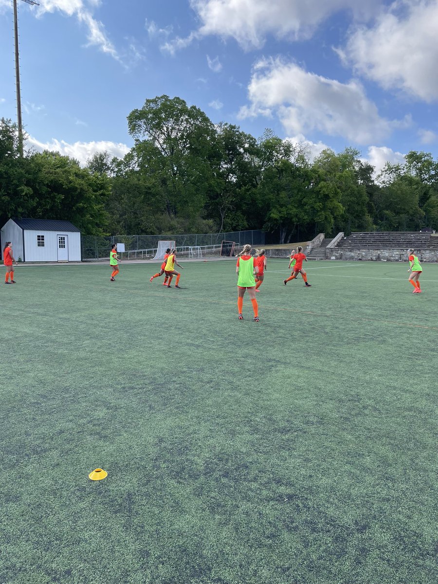 BearkatsSOC's tweet photo. First training session ✅ 🧡🤍⚽️ #WINWAC2022 https://t.co/ZoQjflsjGX