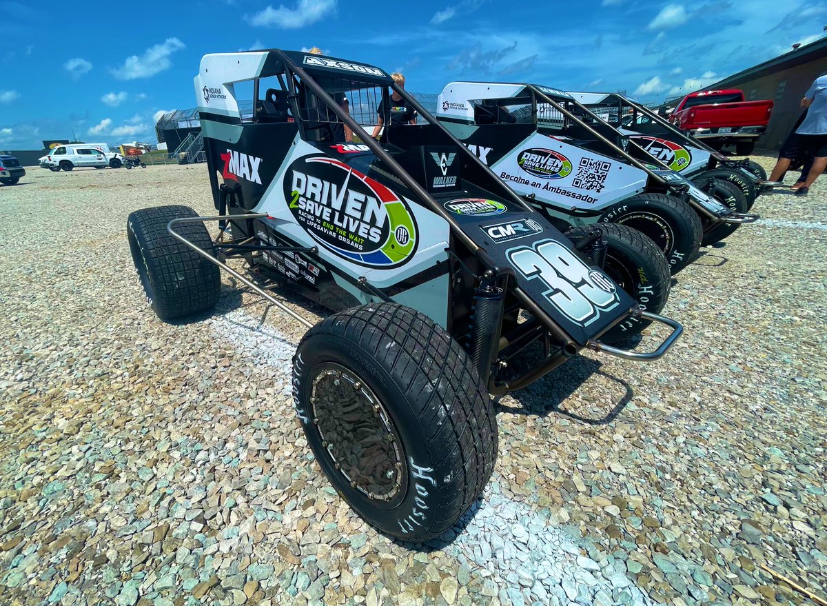 GrassRaceNews's tweet photo. Last year was @EmersonAxsom’s first #BC39, and the Franklin, IN did not disappoint with a 19th to 5th run.
Fast forward a year and throw in a new team, Axsom will be in the @Driven2Save - @zmaxraceproduc1 #39BC for @ClausonMarshall. https://t.co/cMG819foY3