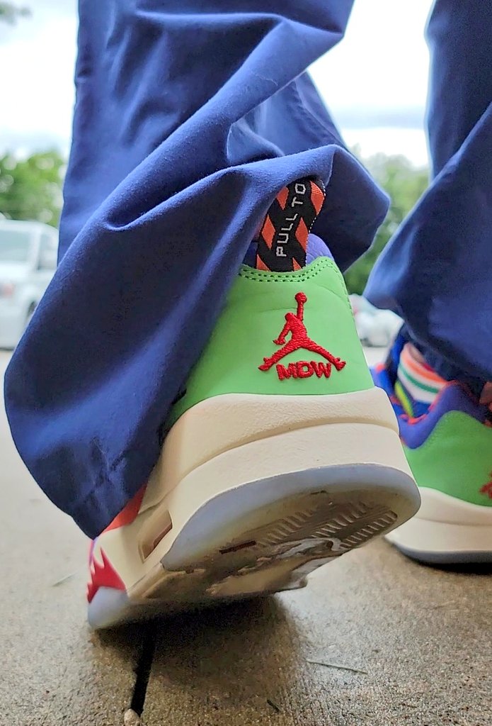 givn2sin's tweet photo. #kotd from #snkrhdMD
[love my #doernbechers]
#wearyourkicks https://t.co/sQ8AowjFRM