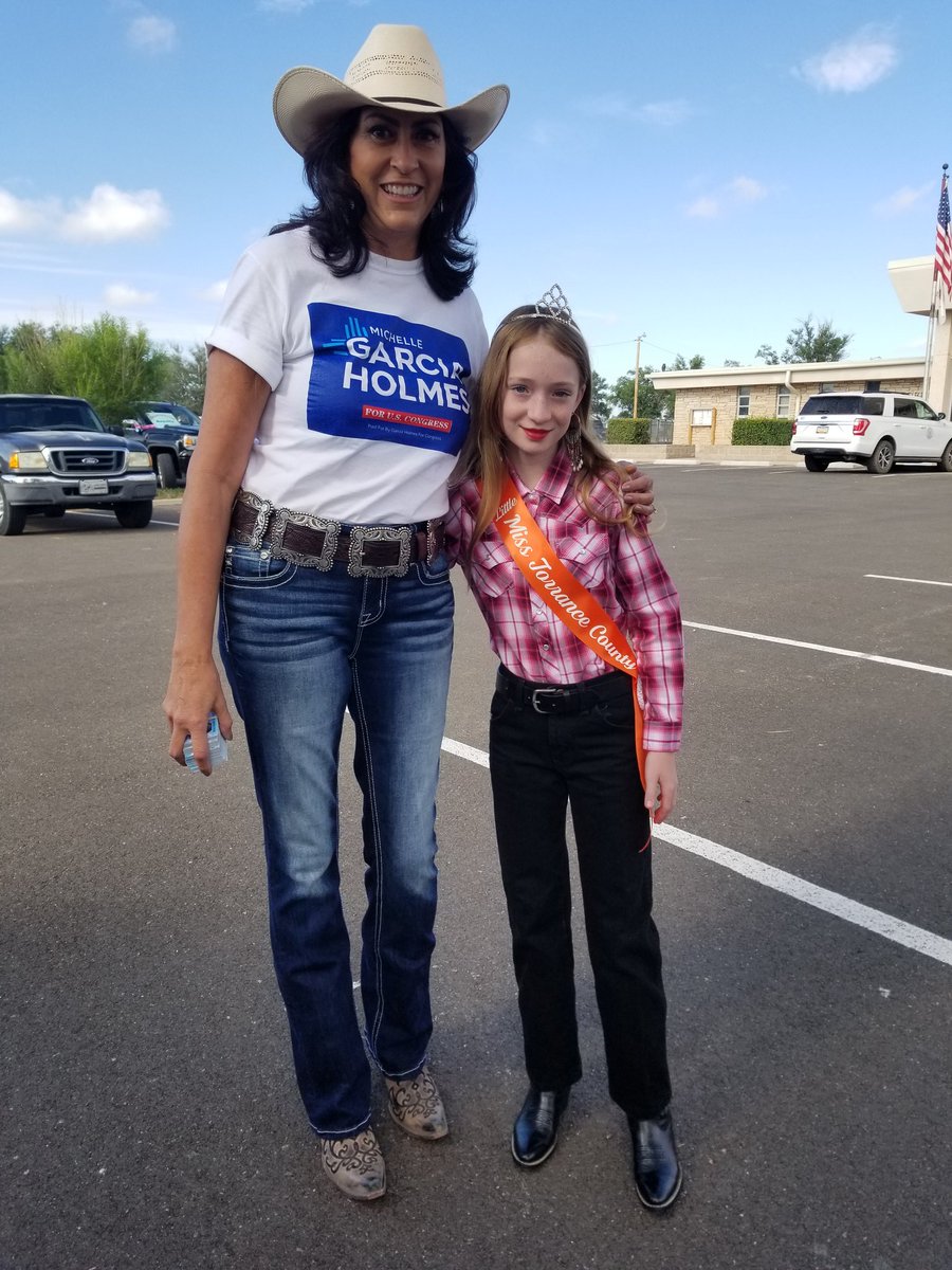 Why am I running? Because I want to make sure Tuesday's dreams come true. She wants to be a Veterinarian when she grows up.
#dreams 
#futureleaders 
#VoteRedToSaveAmerica2020