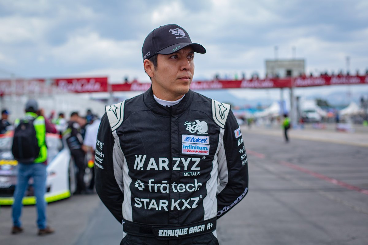 carrerasenvivo's tweet photo. #Carreramaníacos, @ebaca11 y la Escudería Marzal Arzyz Fratech Starkxz quiere seguir sumando en @NASCARMex 🔥

👉 https://t.co/51qVCMSDts https://t.co/kH84DxlMtr
