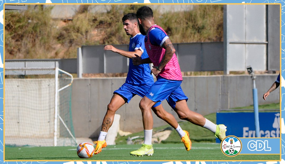 ciudaddelucena's tweet photo. 📸 𝙀𝙉𝙏𝙍𝙀𝙉𝘼𝙈𝙄𝙀𝙉𝙏𝙊 | Imágenes capturadas en la sesión de hoy (Miércoles). ⚽ 2/2 ✅ ¡𝗦𝗲𝗴𝘂𝗶𝗺𝗼𝘀 𝗽𝗿𝗲𝗽𝗮𝗿𝗮́𝗻𝗱𝗼𝗻𝗼𝘀! 🔥💙 https://t.co/sx3BhrSHjS