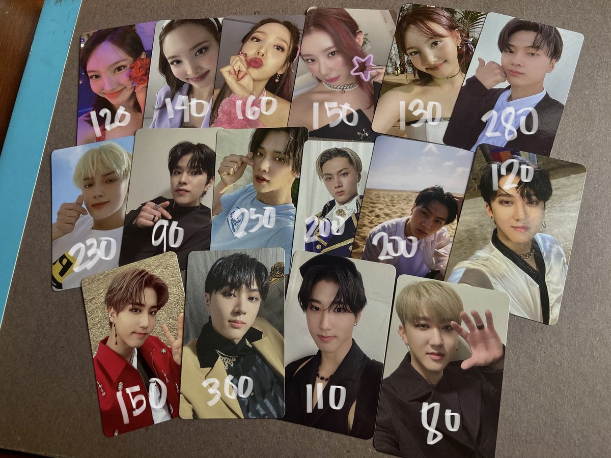 Vaternally's tweet photo. ✦ #vaternallysells

➥ wts lfb ph

✧ Photocards tingi
↳ onhand 
↳ payo or 3 days reservation 
↳ no to sensitive buyers!

↝ mod: sco / ggx
↝ loc: mm, marikina https://t.co/PHHY3FLK1l