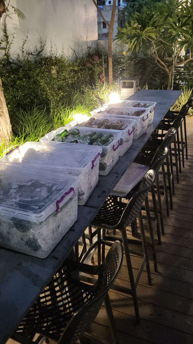 The Tel Aviv crypto scene is absolute 🔥.  Successful happy hour hosted by <a href="/hiFramework/">Framework Ventures</a> x Utila x <a href="/dunevc/">dune ventures</a>.  Thanks to all the founders and investors that came out for beer, pizza, and web3. (cc @BentziRb <a href="/_eiderman/">Sam Eiderman (sameid.eef)</a> <a href="/davidjrbrill/">david brillembourg</a>)