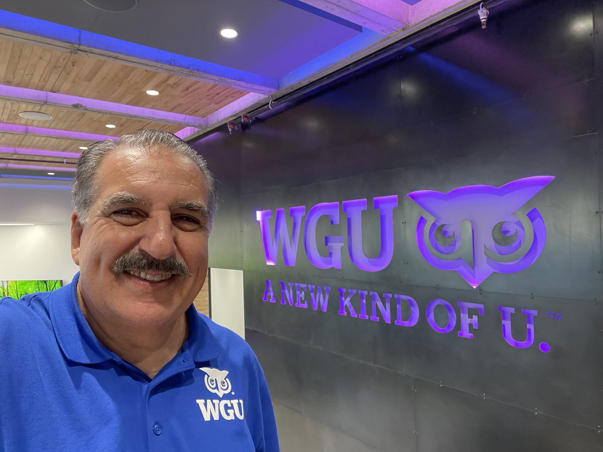 FernandoFiore's tweet photo. @ChiquiPelaez @realsaltlake @wgu @ThanksgivingsH @rslriotbrigade @OfficialRSLriot GRACIAS… https://t.co/QTTphLpI4C