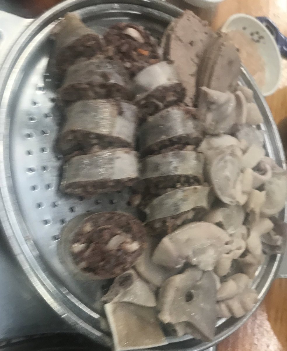 오늘도 야밤에 잘먹고 드라이브겸 급벙 좋았다!! 하루가 즐거웠다!!💕
농민은 전골이 맛있었다고 한다~~