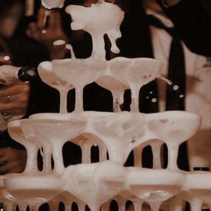 𝖱𝖮𝖠𝖱𝖨𝖭𝖦 𝖳𝖶𝖤𝖭𝖳𝖨𝖤𝖲 tweet media