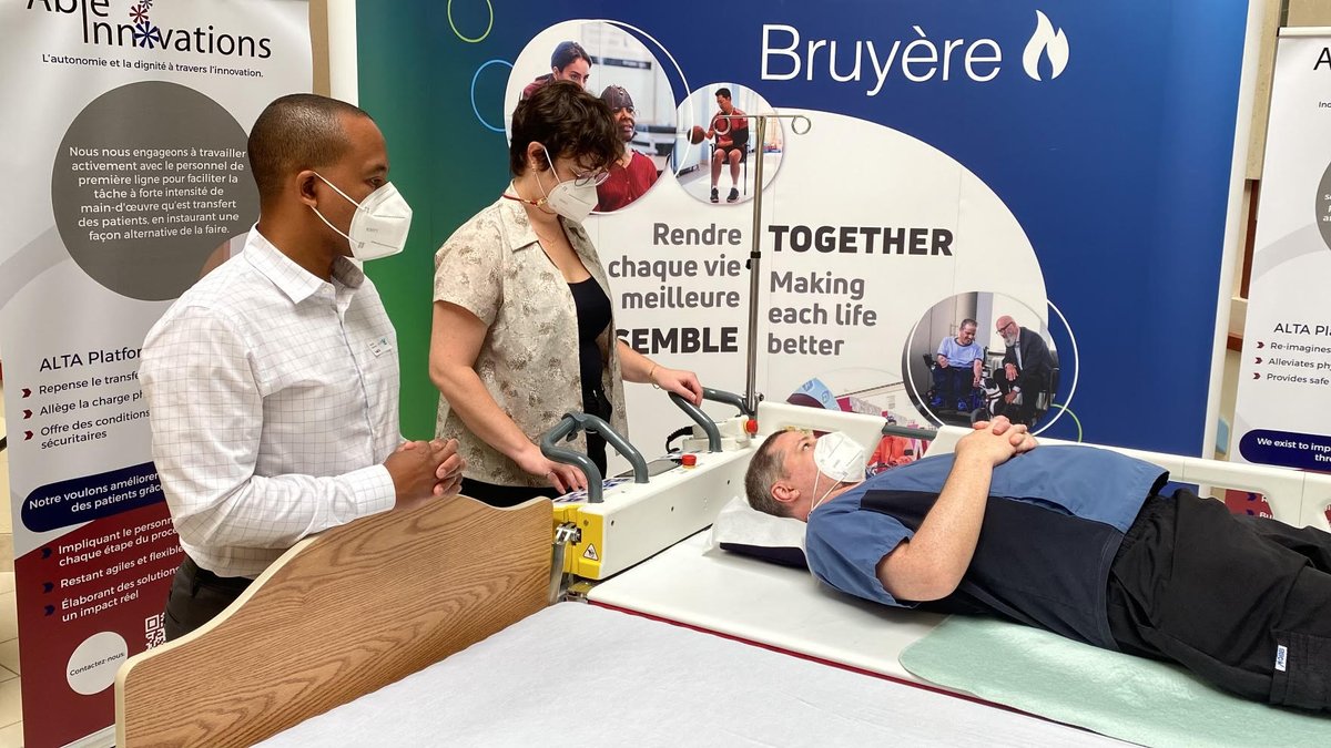 Sneak peek of staff and patients testing out <a href="/AbleInnovation/">Able Innovations</a> today 👀

#innovation #canadiantech #safety