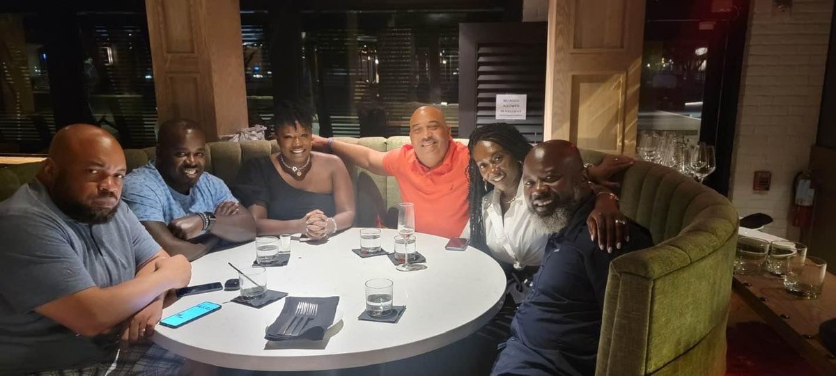 Perry Paylor tweet media