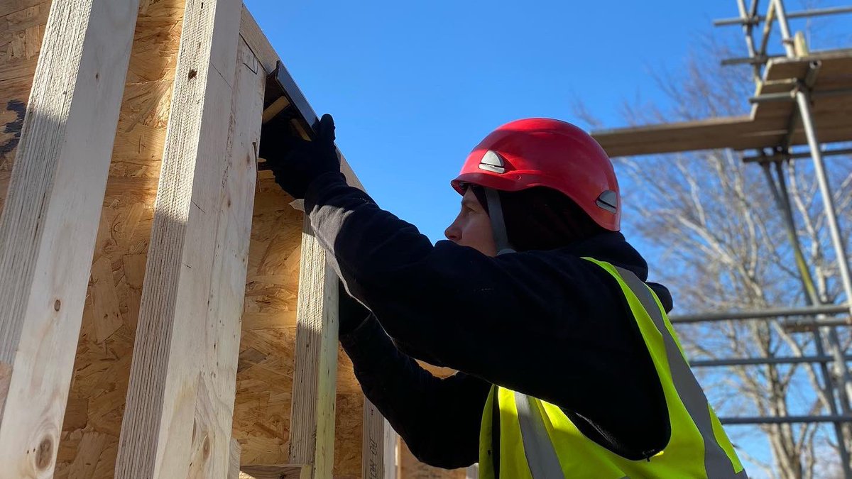 Hawkland tweet media