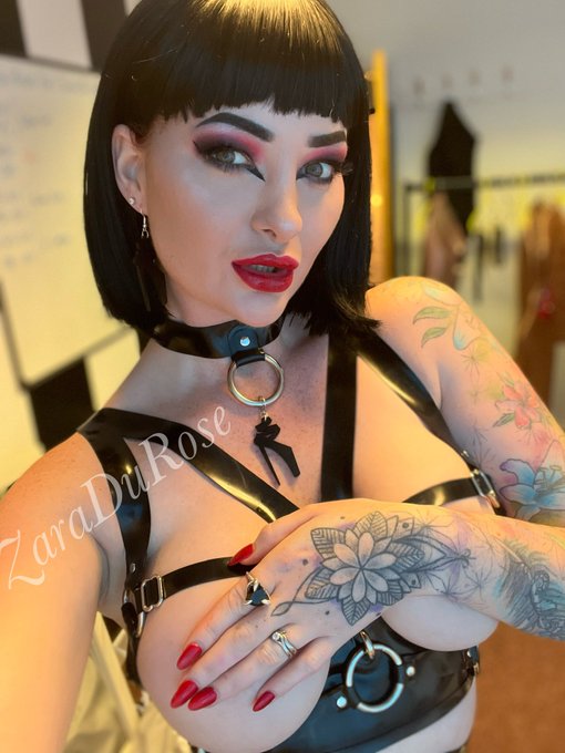 My absolute favourite look from last weeks shoot with @KillerHeelsPho2 - MUA the wonderful #hellsbellemua<a href="/tag/tattoo"class="tags"><span>#tattoo</span></a><a href="/tag/goth"class="tags"><span>#goth</span></a><a href="/tag/latexfashion"class="tags"><span>#latexfashion</span></a><a href="/tag/2023calendar"class="tags"><span>#2023calendar</span></a><a href="/tag/he"class="tags"><span>#he</span></a>