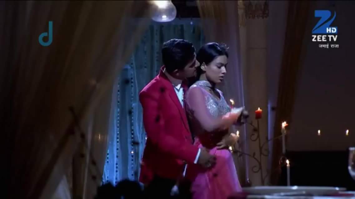 8 YEARS OF JAMAI RAJA 
<a href="/Theniasharma/">NIA SHARMA</a> <a href="/_ravidubey/">Ravi Dubey</a> ❤