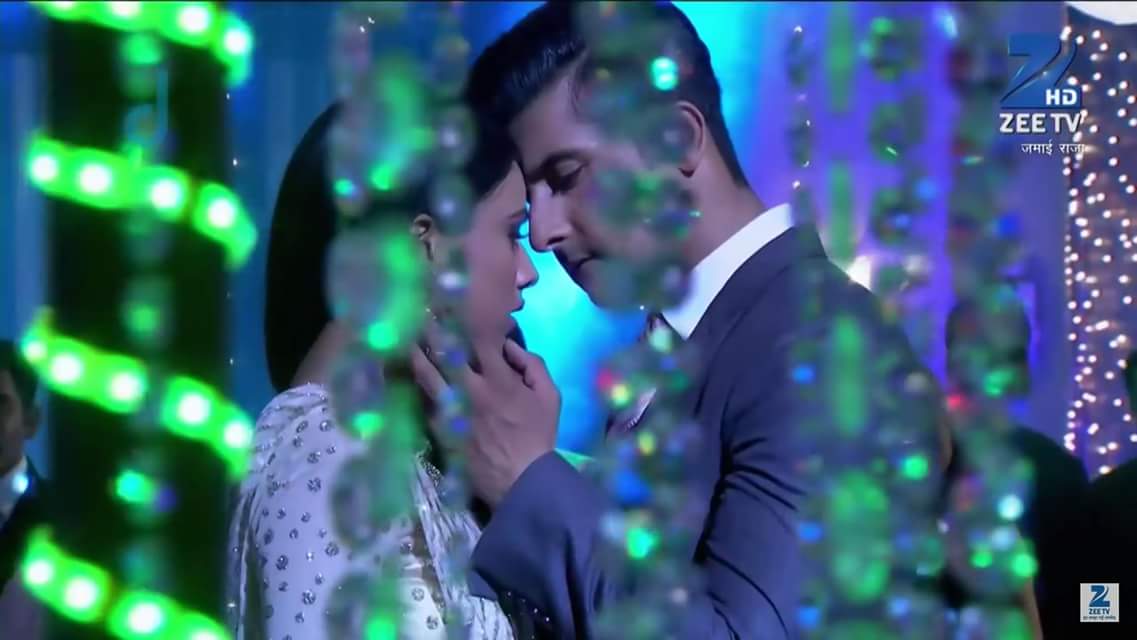 8 YEARS OF JAMAI RAJA 
<a href="/Theniasharma/">NIA SHARMA</a> <a href="/_ravidubey/">Ravi Dubey</a> ❤