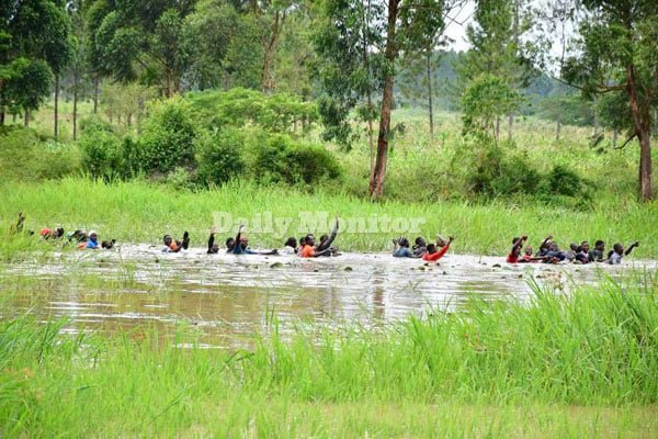 IkotMartha's tweet photo. #This_day the people of mayuge showed our President alot of love😍
They swam across this river just to see @HEBobiwine after the military blocking all the roads..! https://t.co/hjqYvWuQdq