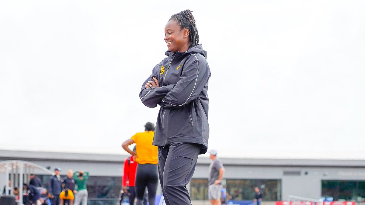 Also proud to announce that Coach Stacey Smith is officially our new associate head coach! 🤩👏

Congrats, Coach Stacey!

#SicEm 🐻