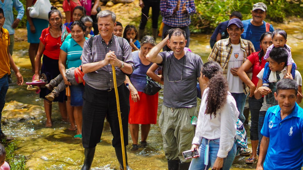 grechste's tweet photo. #CardinalMarioGrech Secretary General of the #SynodofBishops visit to #IzabalGuatemala
La Visita del #CardenalMarioGrech al #VicariatodeIzabal
@GrechMario @Synod_va #Guatemala #Izabal
https://t.co/9xKBbR6Vod https://t.co/x8zsil2nfP