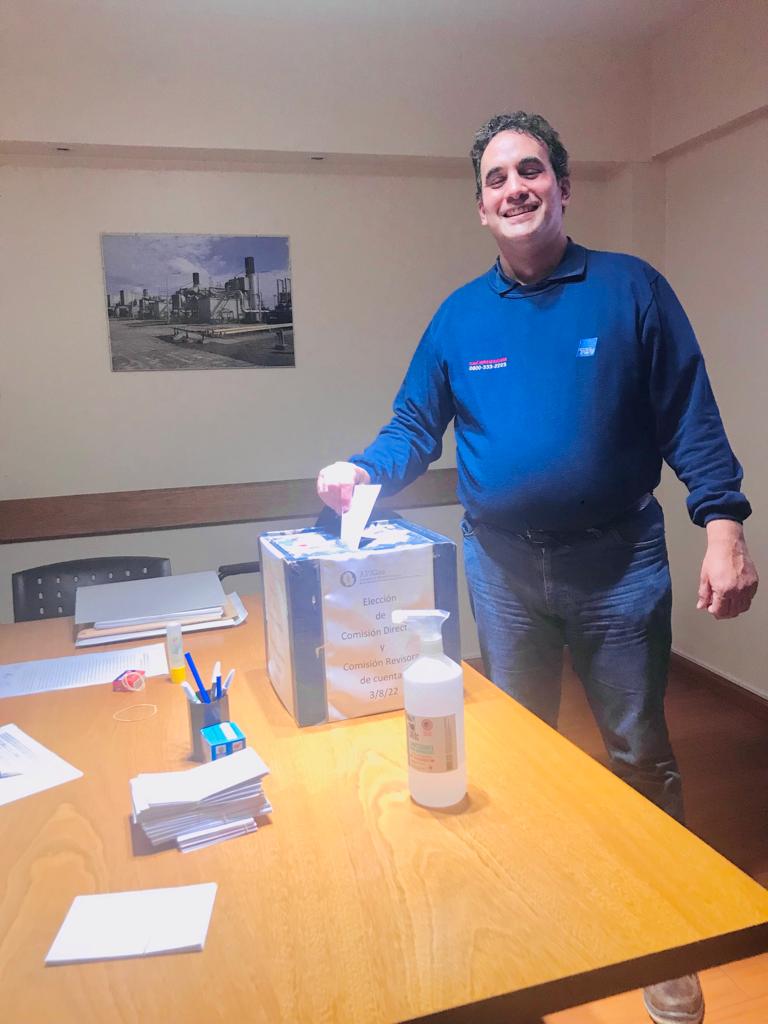 APJGas_CTA's tweet photo. #3Agosto #Elecciones #APJGas
Ya están votando los compañeros y compañeras, consolidando el gremio que nos defiende!
CABA https://t.co/AB4m46deUX