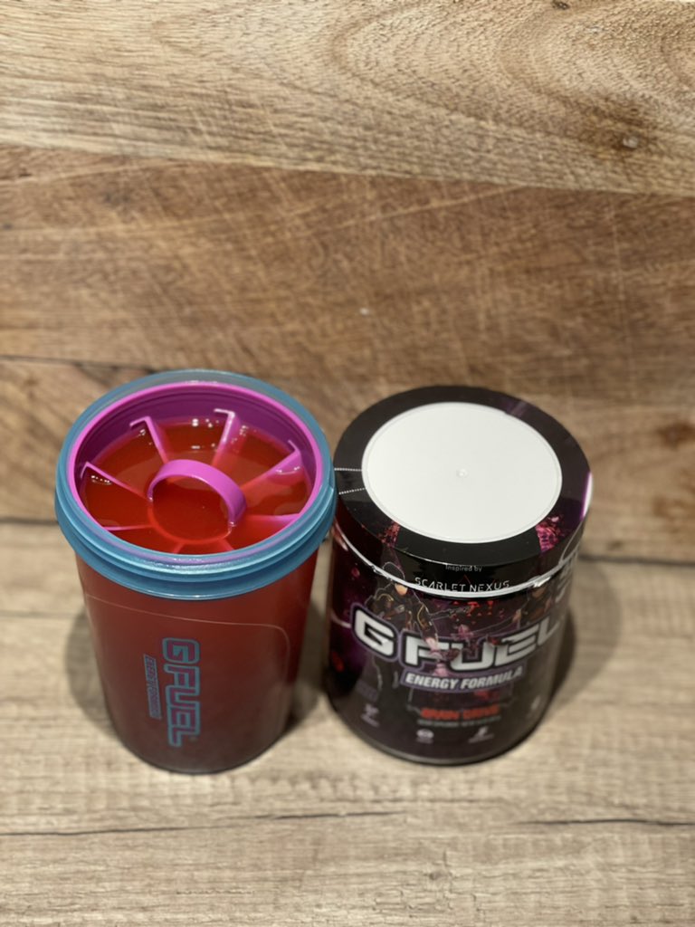 XIX_XIX_1's tweet photo. Massive W for this flavour literally sipping on brains 🧠 tonight 😎😎 it’s so red I love it picture doesn’t do justice but wow what a flavour might creep in as my favourite #gfuel #fulled #fanfulled @GammaLabs @GFuelEnergy also @Niksan1ty I recommend this 💯 https://t.co/p7WywCtL3l