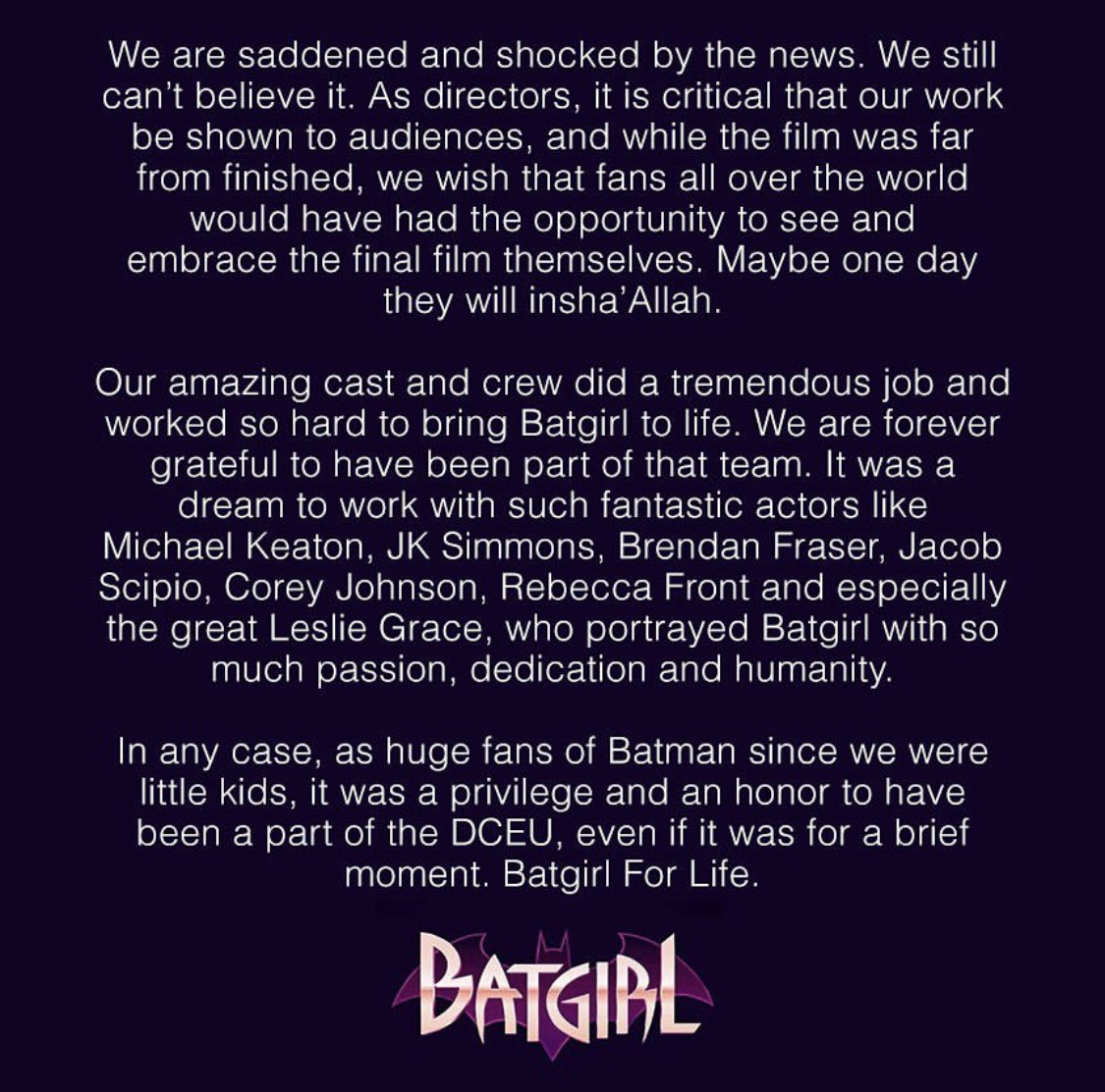 geekardmx's tweet photo. HILO 🧵 Los directores de #Batgirl (#AdilElArbi y #BilallFallah) publicaron este comunicado luego de que Warner Bros. Discovery cancelara la película: 

“Estamos tristes y conmocionados por las noticias. Aún no lo podemos creer [...]” ⬇️ https://t.co/Qvpn4OQxDX