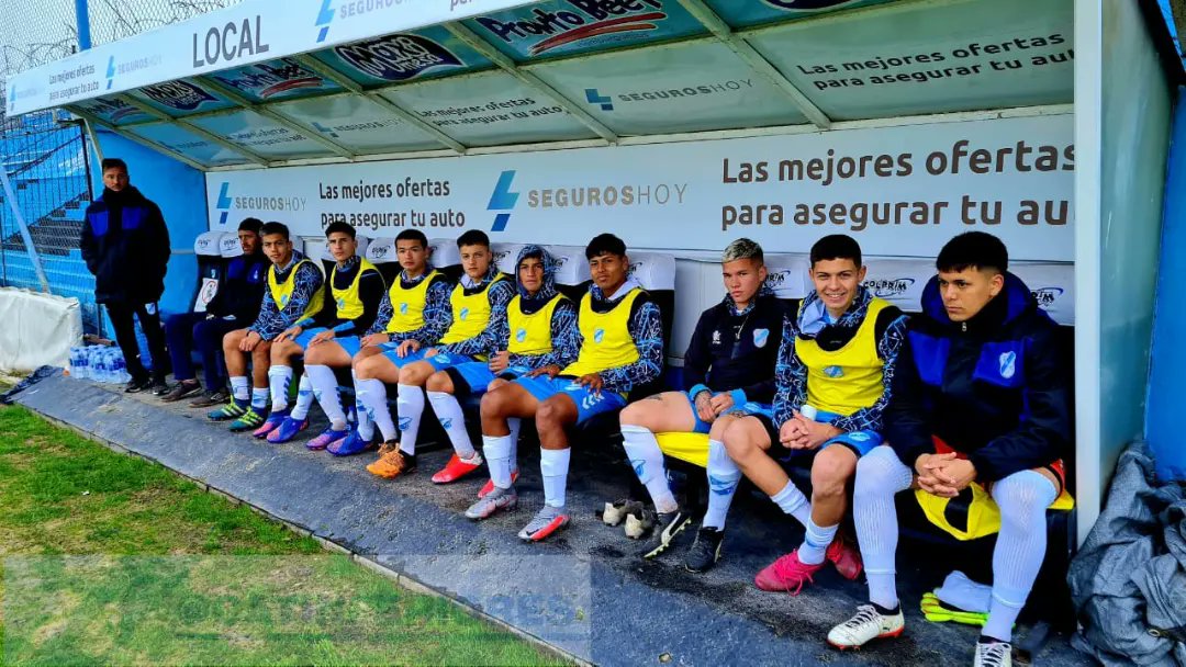 CATinferiores's tweet photo. Reserva. Temperley 1-0 Brown. Gol: Ema Salas. @SABADOGOL. Vamos los pibes!! @eltonga06 https://t.co/xQBOzGJyOJ