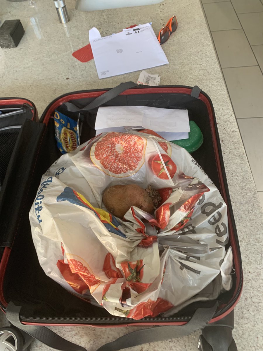 ChefToolsUK's tweet image. My lost case from Zurich care of British Airways. No clothes or electrics just a bag of Potatoes.
That is insulting!!