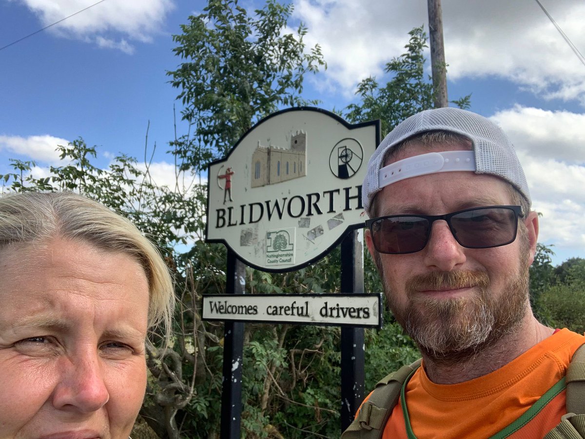 Pacing4Pat350's tweet photo. Day 11 done of our epic 350 mile 14 day #walk from Glasgow to St Neots all in aid of #SuicidePrevention #SuicideAwareness #MentalHealthAwareness #MentalHealthMatters #house_hectors follow our journey over the last 3 days &amp; 75 miles G&amp;C 💚 https://t.co/Nxem6weOmx