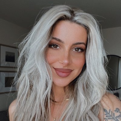BriannaCaprice's tweet photo. #NewProfilePic https://t.co/9mSsuIxQ3B