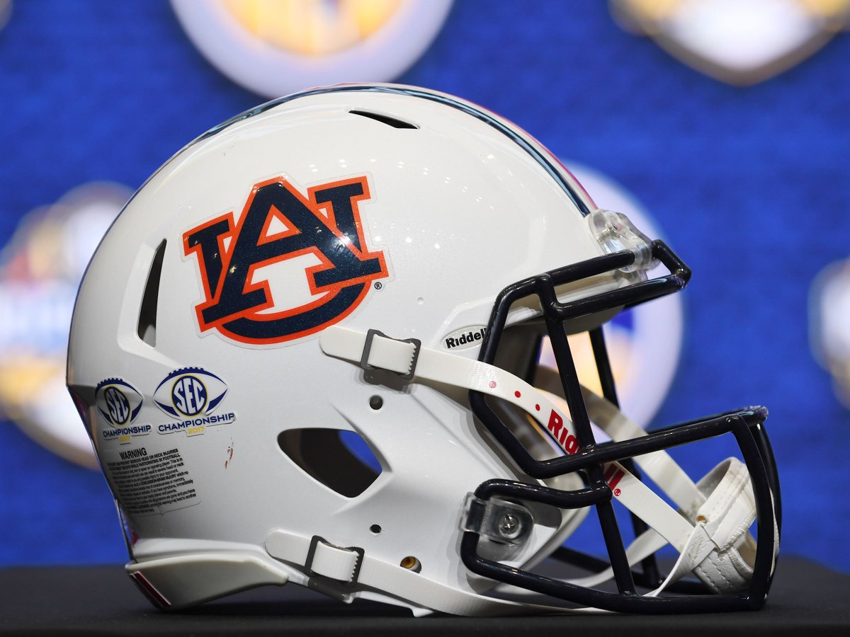 TeamSpeedKills's tweet photo. 2023 4-star edge rusher Ashley Williams commits to Auburn, flipping from Nebraska https://t.co/Ba7ke7m7aY https://t.co/dzRIO7qDGb