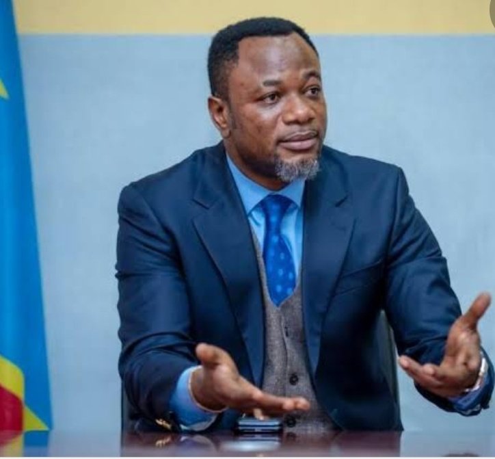 Dedeamouly1's tweet photo. L'amateurisme continue à faire ses preuves au min.d l'Epst. soit disant FAKE NEWS ds resultats d l'Exetat Nous comprenons que Me mwaba et son équipe de comm. doivent savoir que la flèche indienne est derrière eux,et le bloc de kingabwa reste à l'attente d'1 avocat
restons fidèle https://t.co/UeGzvNqxR4