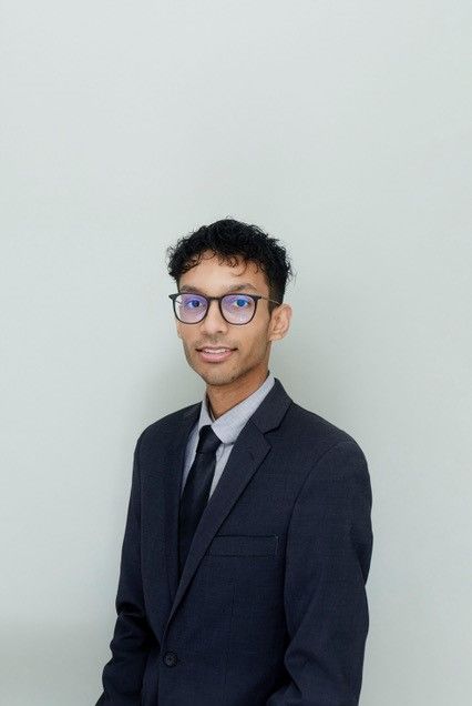 RIHSE_UofT's tweet photo. Meet the Lab Series with Kavin Selvan
Institute of Medical Science (MSc); Department of Ophthalmology and Vision Science
https://t.co/Lae7AJIBKU https://t.co/aq4ULsC9kb