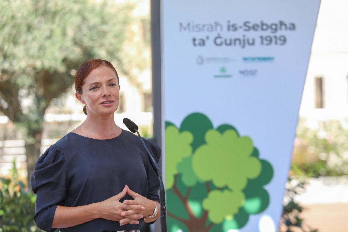 Misraħ is-Sebgħa ta’ Ġunju 1919 in Ħamrun gets new lease of life with roof garden

📲 gov.mt/en/Government/…

<a href="/Miriamdalli/">Miriam Dalli</a> <a href="/WasteServ/">WasteServ</a>