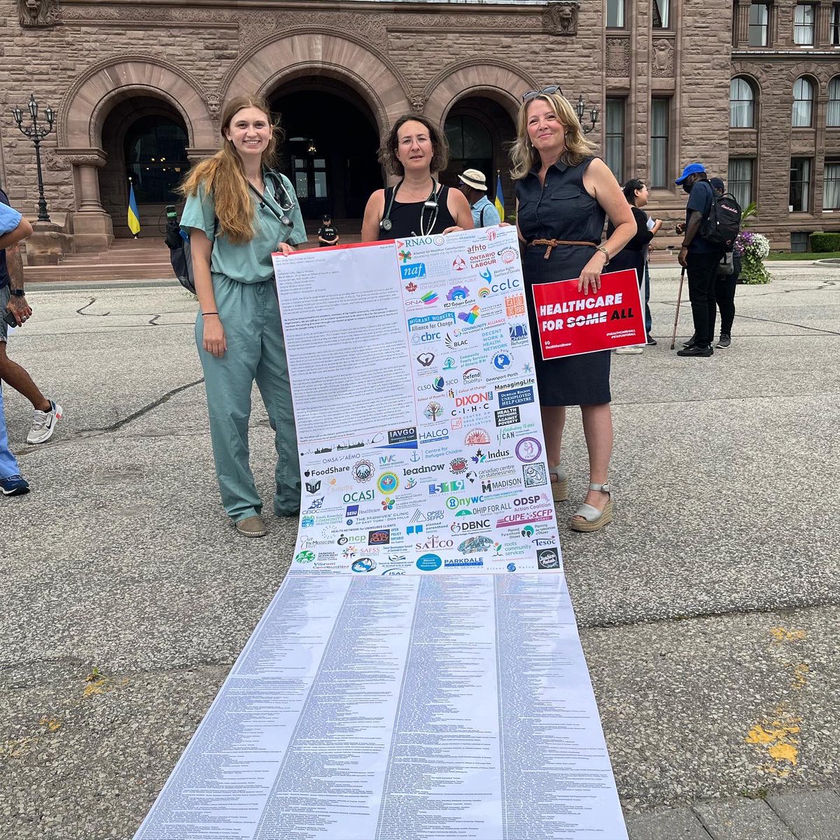 MaritStiles's tweet photo. Thank you to everyone who came out to Queen’s Park today to demand #Healthcare4All. We can’t go back to a time where anyone is denied access to care because of their status. Read the letter from thousands of healthcare workers &amp; orgs: #onpoli #DavenportTO 
https://t.co/xGpibKbQaM https://t.co/L01IUWFziu