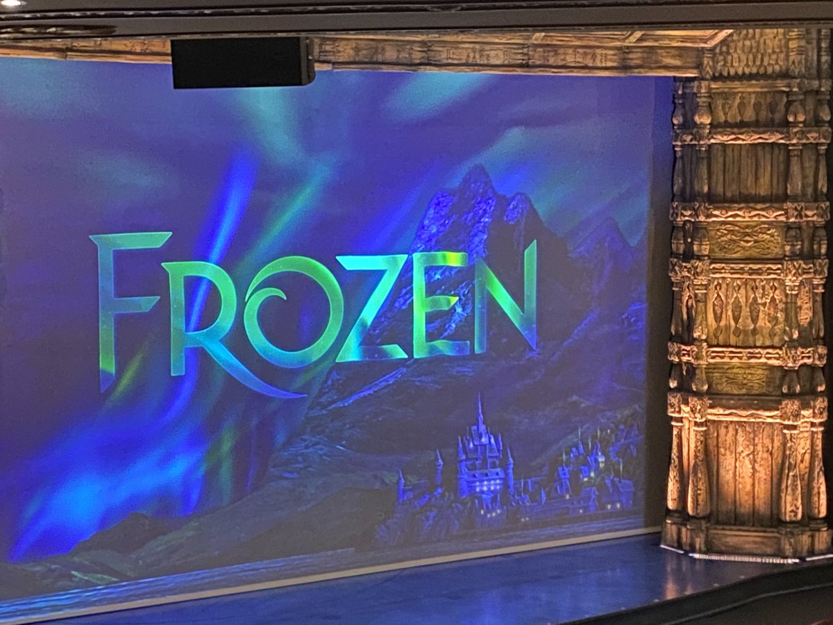 midwifeMaryLyn's tweet photo. Weโre letting it go here @frozenlondon โ๏ธโ๏ธโ๏ธโ๏ธ#stupendouscast #amazingset Itโs all so good โ๏ธ๐ญโค๏ธ Thx @KidsWeek - itโs better than ๐! https://t.co/mb7xktMsEu
