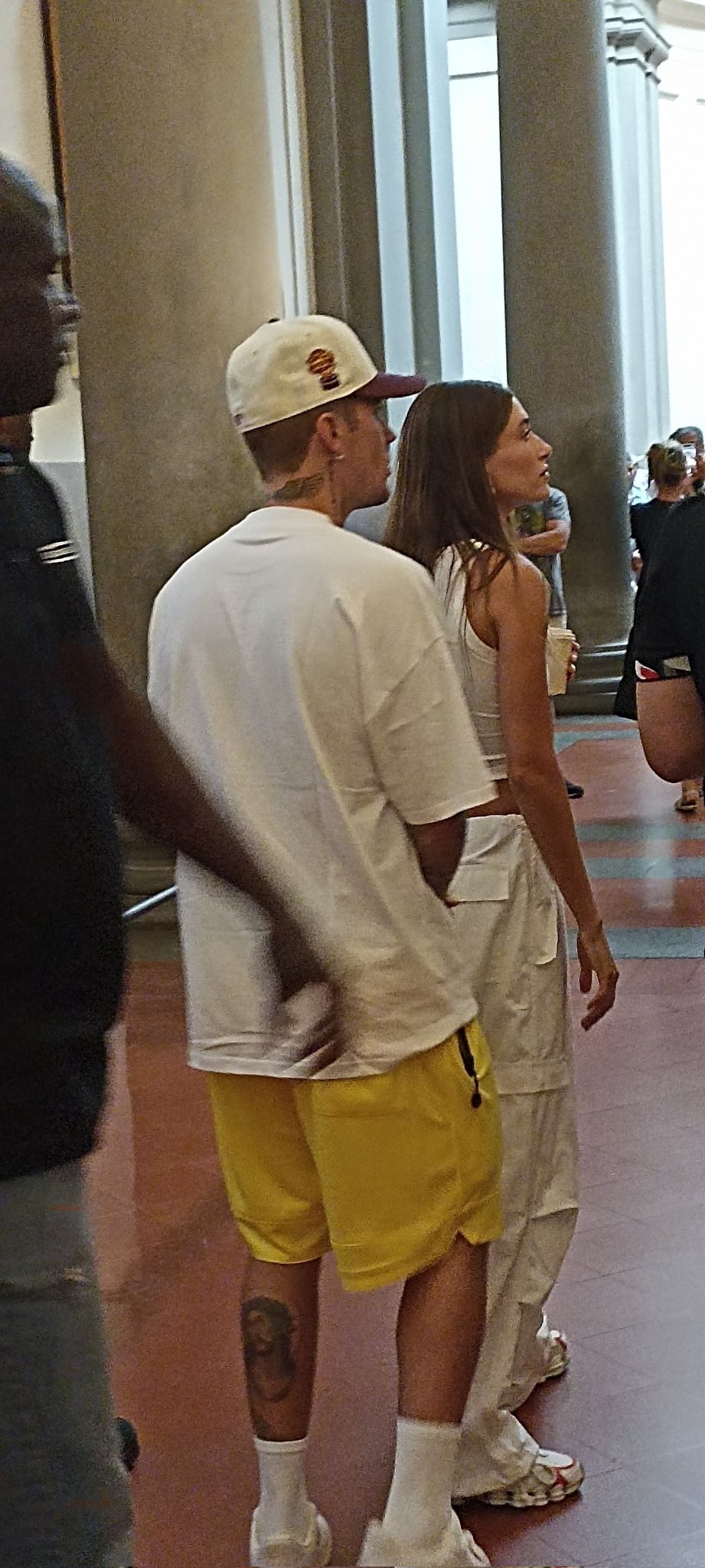 SPOTTED: Justin Bieber in Balenciaga with Hailey Bieber in Paris – PAUSE  Online