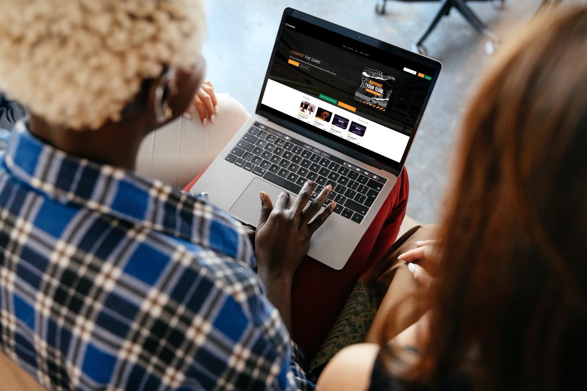 CrowdPush tweet media