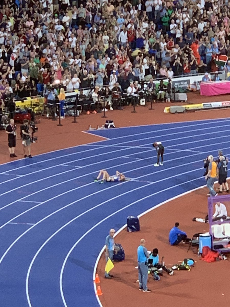 JamesPepper316's tweet photo. Yes @EilishMccolgan never heard a noise like that for a 10k. Awesome #CommonwealthGames2022 #B2022 https://t.co/hj3UjtV41p