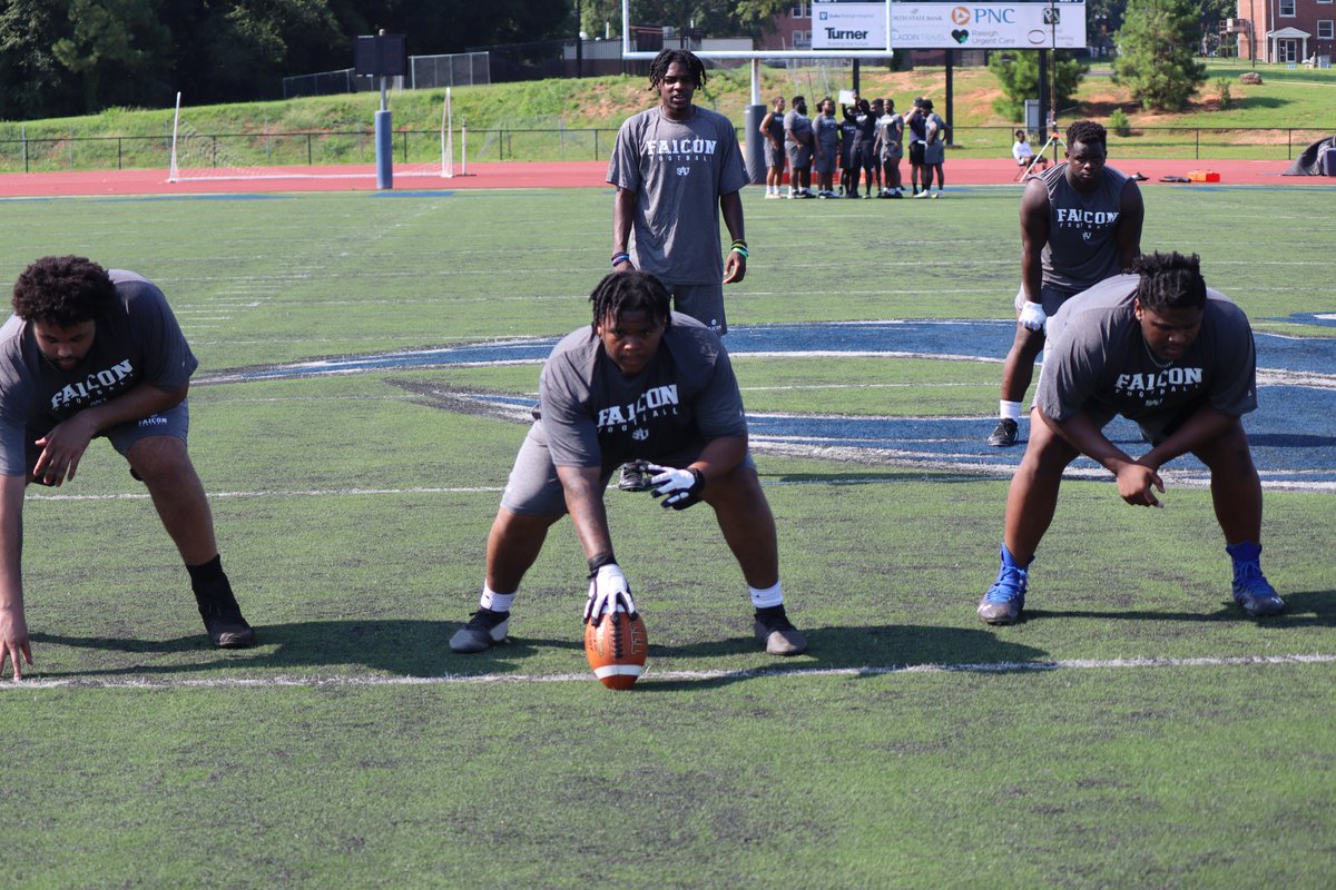 SAU_Athletics's tweet photo. A few #photos to let you know @Fa1conFb is BACK

@CoachBowser2 - Change The Culture! Change The Game!

#CIAA #FALCONSAREHERE #Direction #Defense #Offense 

#GoFalcons https://t.co/w7jrcd4Goq