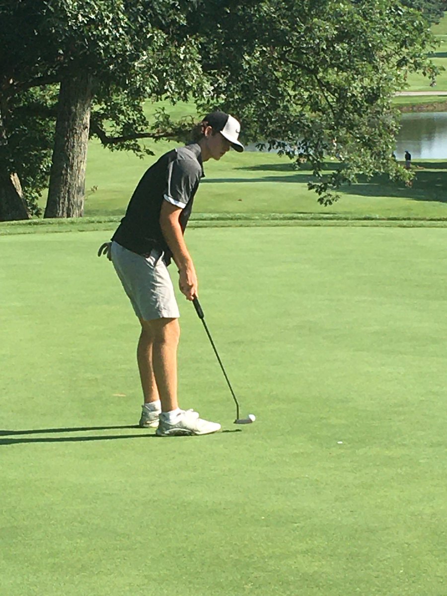 Ej Farmer wins the Highlands OrthoCincy Invitational with a 69! The camels finish 2nd as a team overall! Talen Beane added a 74 and Jake Gross finished with an 81 @CamelPride