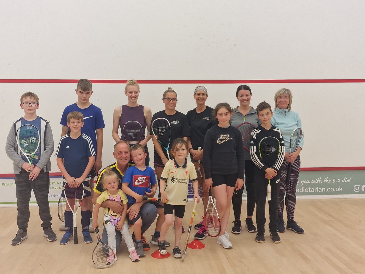 Davidli23175031's tweet photo. Fantastic night at Lockerbie squash club with juniors and ladies tonight. Great turn out and well done to all who participated, thanks to our coaching staff Victoria and Davy for their time 👍 https://t.co/9cBQIj2seY