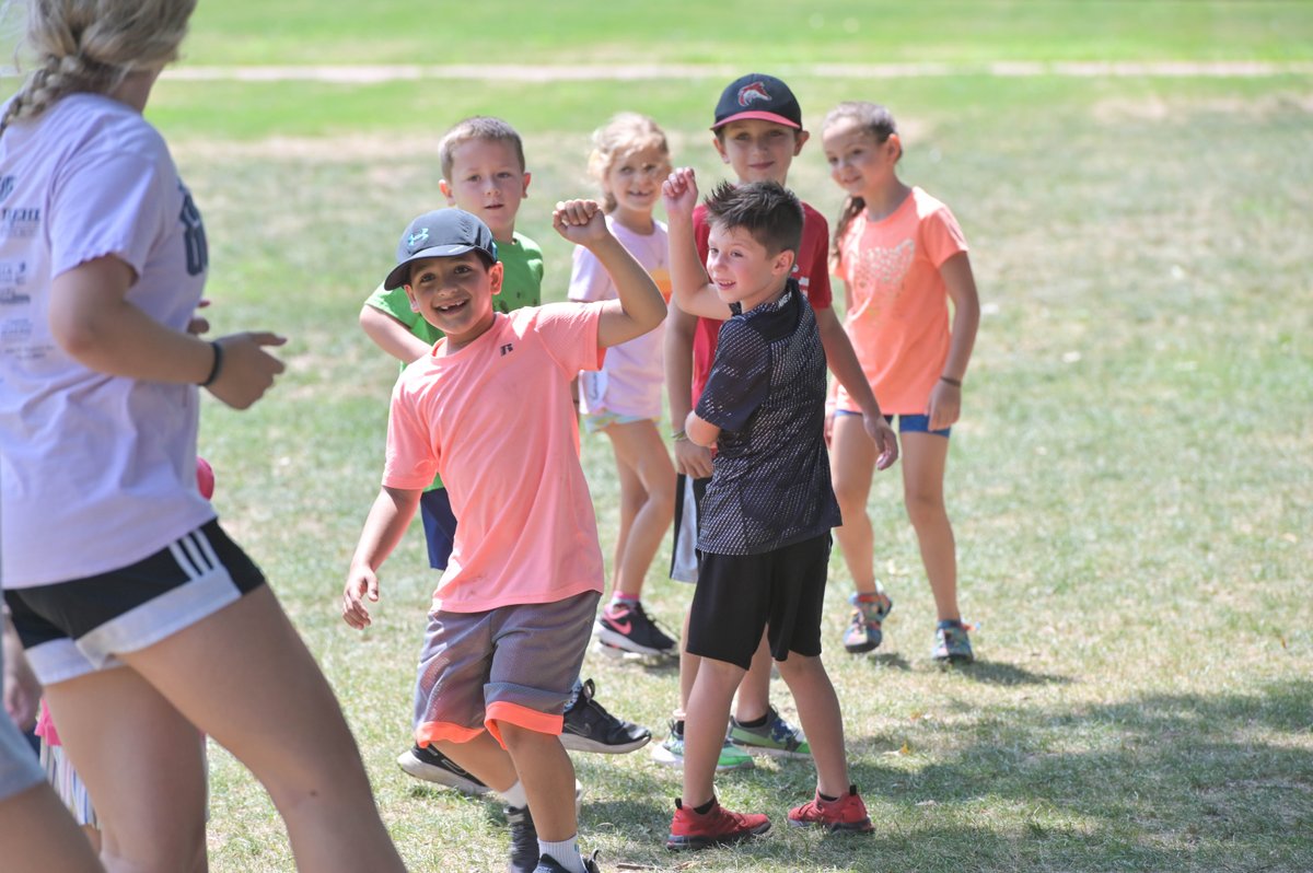 Day Camp Discovery campers are having a blast during these final days of summer! Campers played telephone and hula hooped and danced around the Quad at the SSA Senior School. #SSASummer