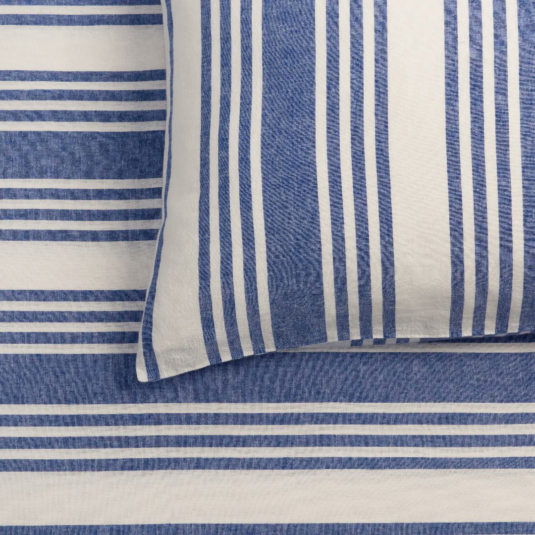 If you are one for striped linen, this bedding is perfect for you. Light and breathable and beautifully stylish, what more could you ask for! 😊

buff.ly/3J0m4pa

#soakandsleep #wakeuptobettersleep #bed #sleep #style