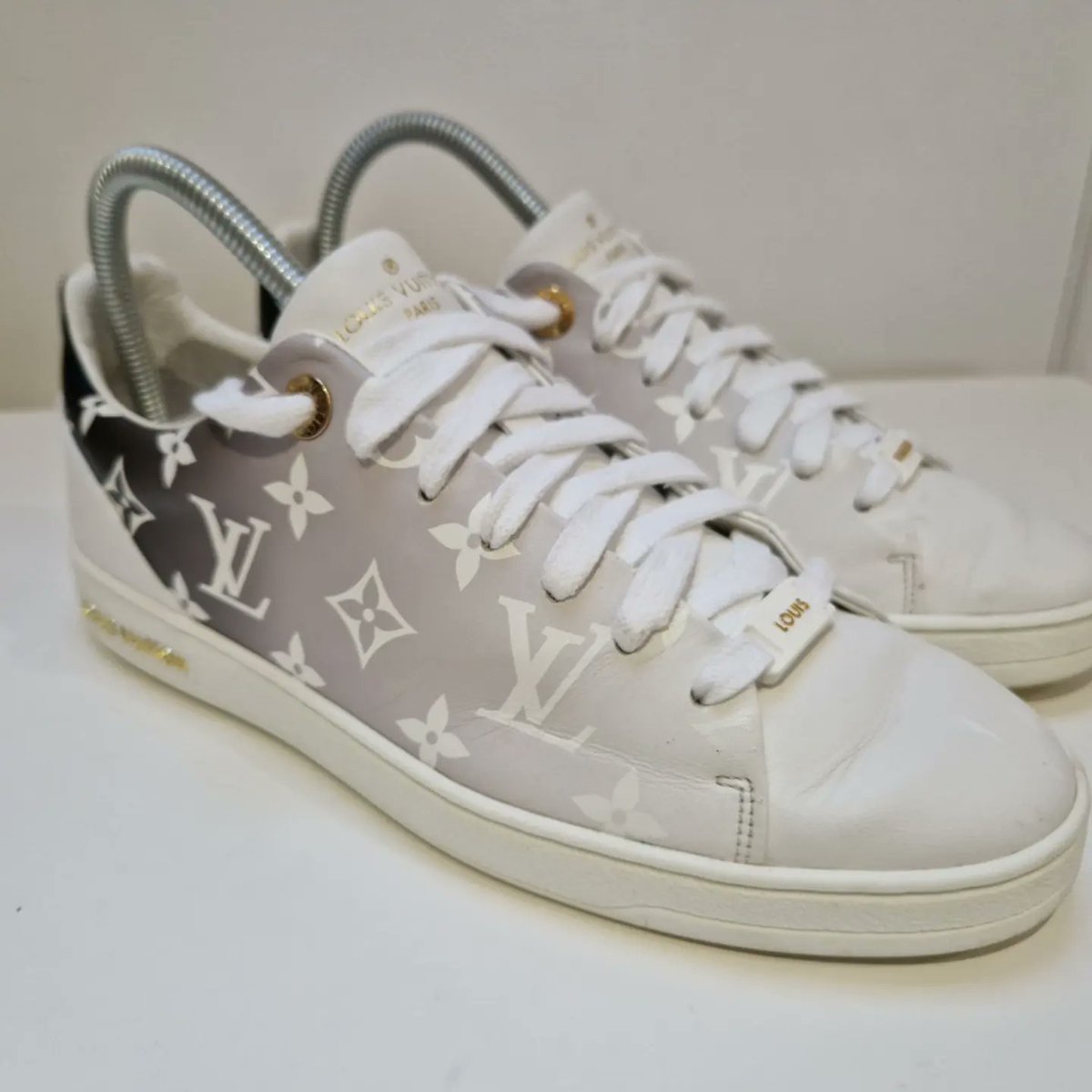 Louis Vuitton Frontrow Noir 

Not in a bad nick by any stretch 
Wee clean up .
Laces done 
Soles cleaned
Few nicks painted out. 

Smashing result