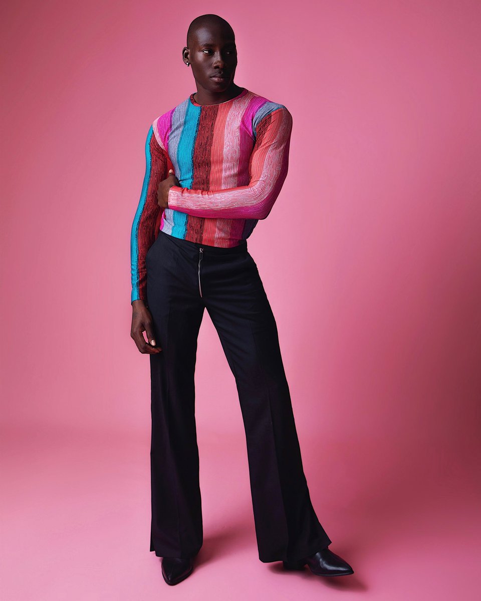 Temitayonathan's tweet photo. Some more looks from my new collection ✂️ 

Please retweet 🙏🏾 https://t.co/eceMUIUNAC