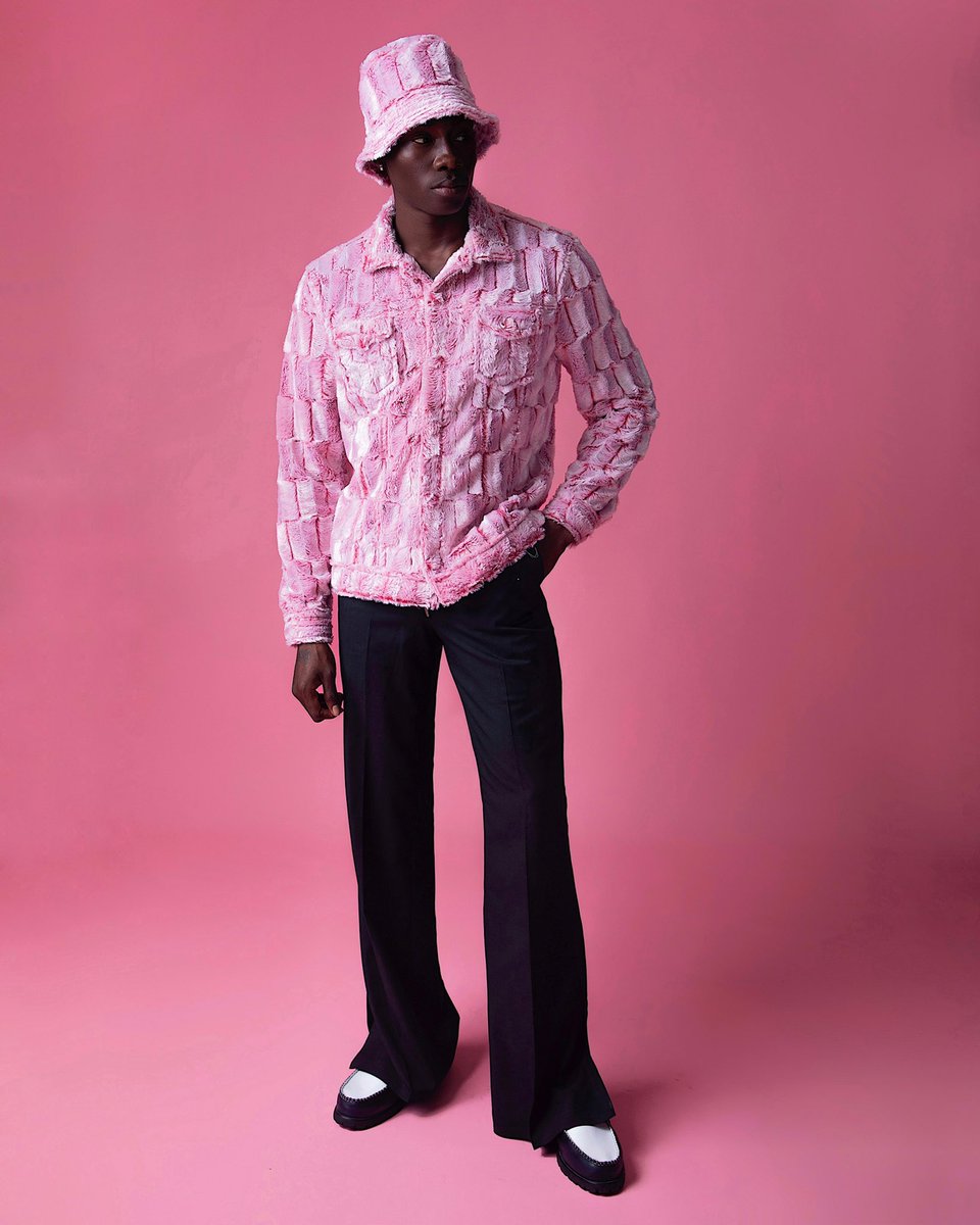 Temitayonathan's tweet photo. Some more looks from my new collection ✂️ 

Please retweet 🙏🏾 https://t.co/eceMUIUNAC