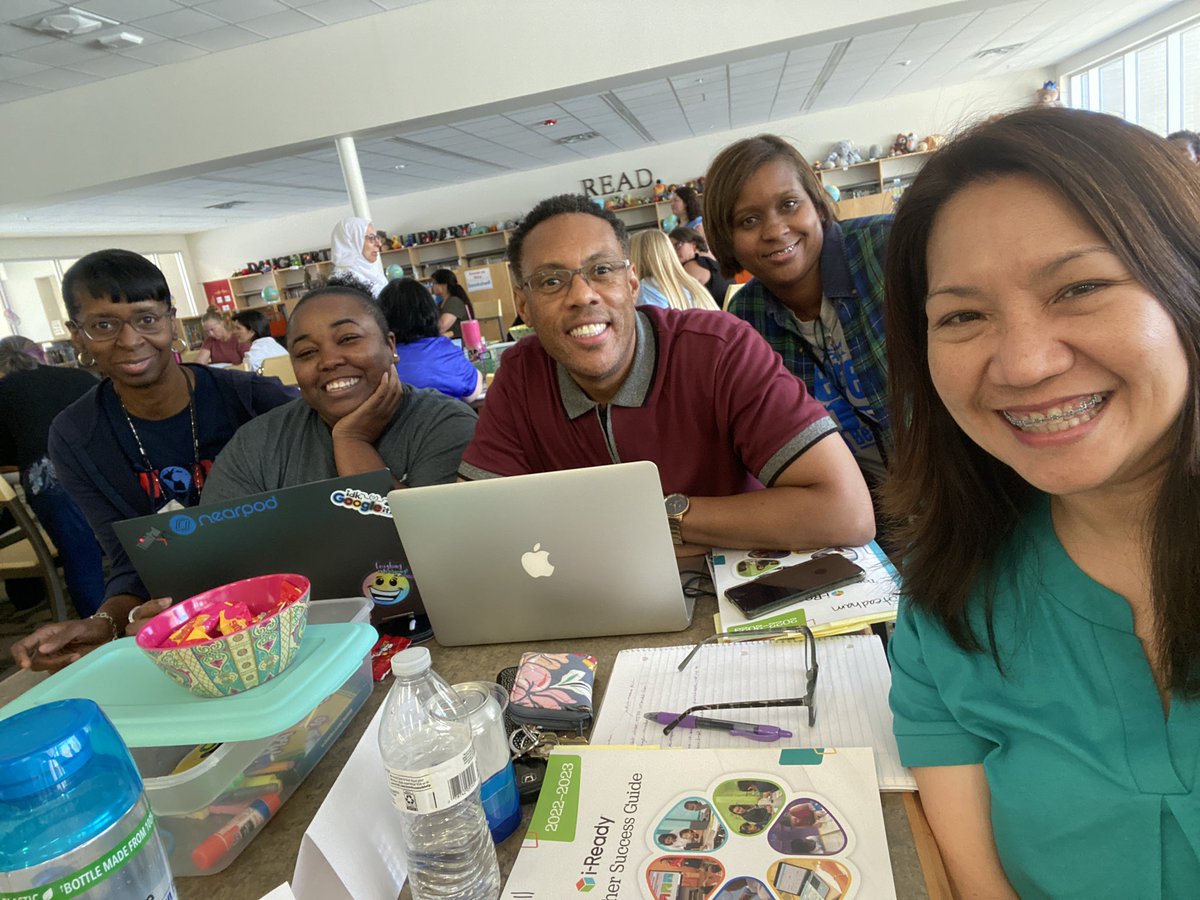 Vicki Casco tweet media