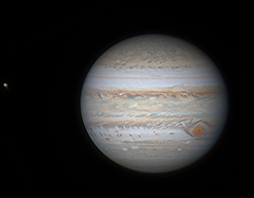 pcpointer's tweet image. Jupiter mit self-Made Newton Teleskop 12&quot; vom 03.08.22

Video: youtu.be/pUIWyHo17oY

#Astrophotography #dss #deepskystacker #deepskyphotography #deepskyfotography #astrologie #teleskope #teleskop #telescopes #telescope #newton #zwoasi178mc #zwo #sharpcap #planeten #Jupiter