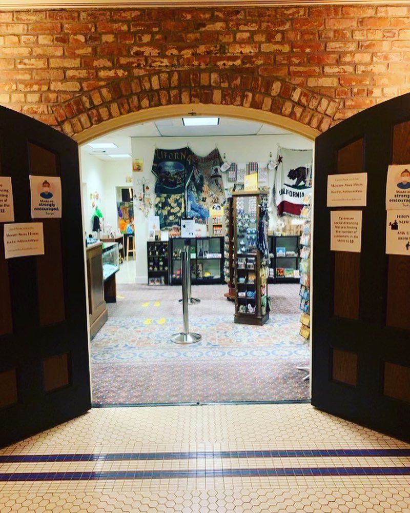 California State Capitol Building tweet media