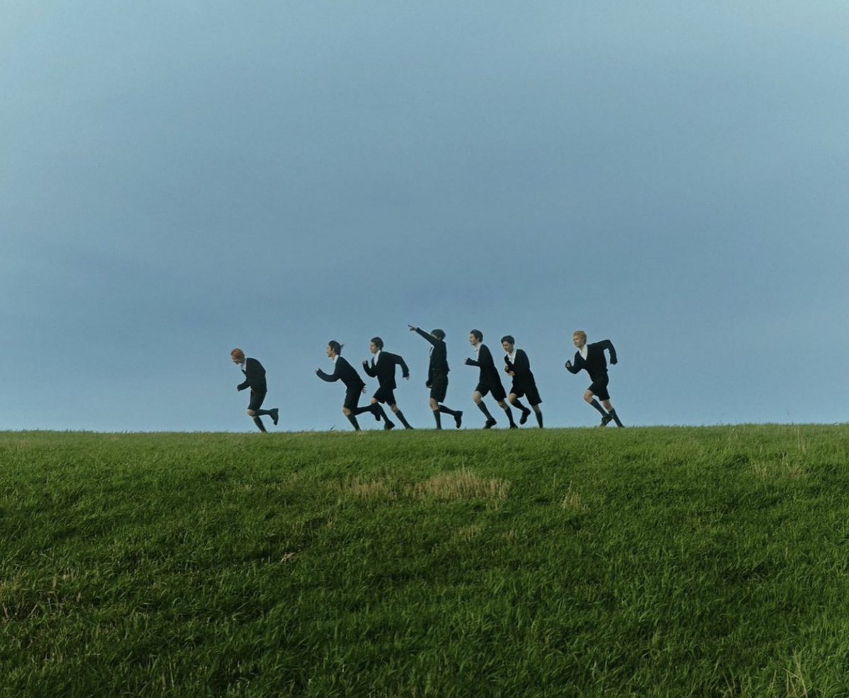 porcel444in's tweet image. the creative director and photographer that worked with enhypen's dimension: answer liked some ive's summer film posts and it really makes so much sense... i love the photography